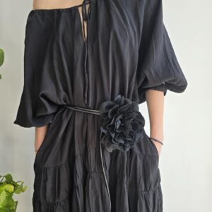 ΦΟΡΕΜΑ MAXI ΜΕ ΣΟΥΡΑ ΣΤΟ ΛΑΙΜΟ ΓΙΝΕΤΕ κ OFF SHOULDER