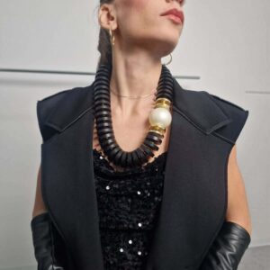 ΚΟΛΙΕ ΜΕ ΜΕΓΑΛΗ ΠΕΡΛΑ ΚΑΙ ΧΑΝΤΡΕΣ ΚΥΚΛΟΥΣ